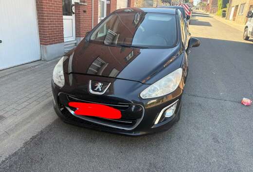 Peugeot 1.6 HDi Black & Silver