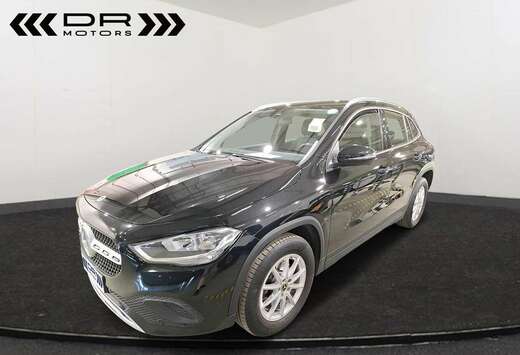 Mercedes-Benz BUSINESS SOLUTIONS 7-GTRONIC - NAVI - C ...