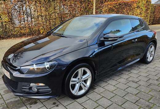 Volkswagen Scirocco 2.0 TDI Blue Motion Technologie M ...