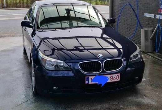 BMW 525i