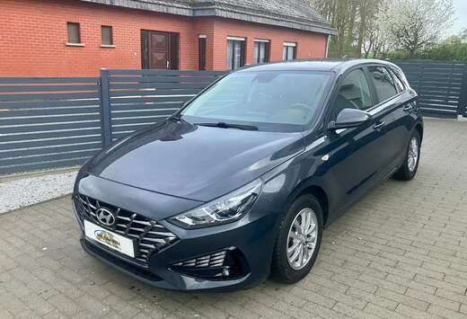 Hyundai i30 1.0 T-GDi MHEV Sky