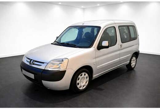Peugeot 1.4i 75ch Totem Clim