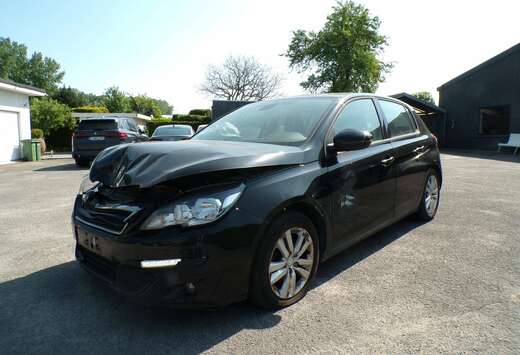 Peugeot 308 1.6 e-HDi Accident