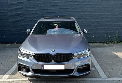 BMW 530 eA PHEV Hybride Navigatie Leder LED - 176.