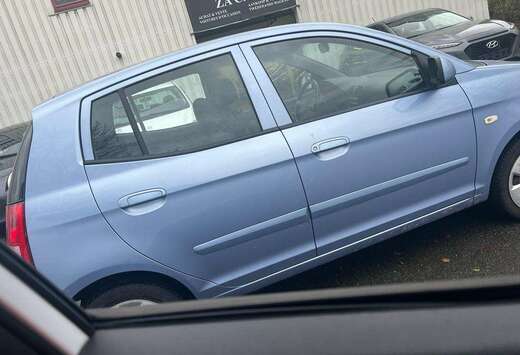 Kia 1.0i 12v LX