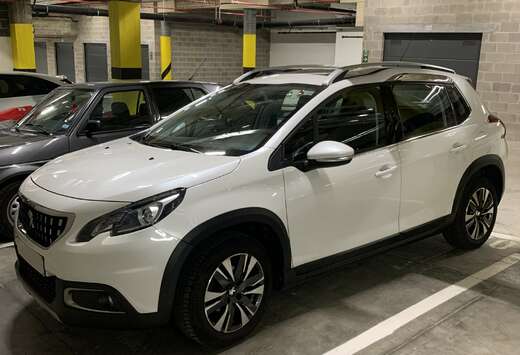 Peugeot Superbe 1.2i PureTech Allure