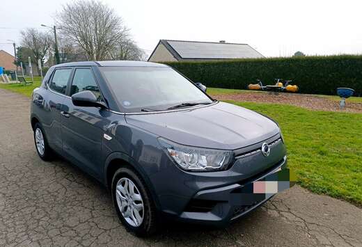 SsangYong Tivoli 1.6i e-XGi 2WD Crystal