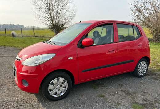 Hyundai i10 1.1i i-nvitation