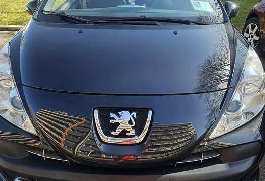 Peugeot CC 1.6 Turbo 16v Pack