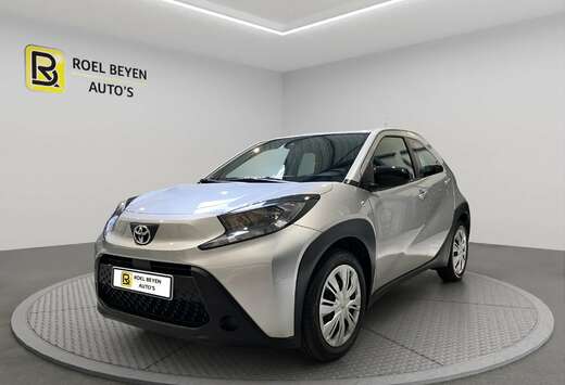 Toyota 1. EIG. CAMERA TOYOTA GARANTIE TOT 11/2033