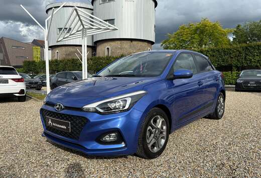 Hyundai 1.2i *CARPLAY*SIEGE+VOLANT CHAUFF*CAMERA*GARA ...