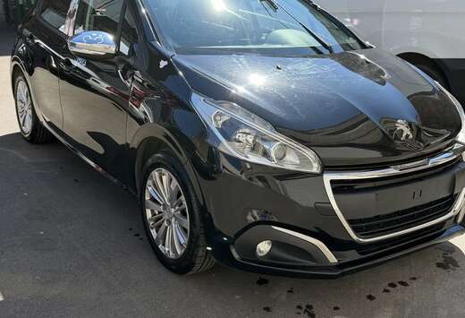 Peugeot 1.2i PureTech Style