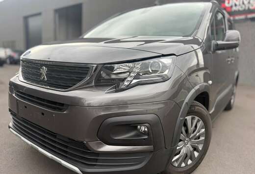 Peugeot 1.5 BlueHDi 100CH Allure -132 979 kms - 1er M ...