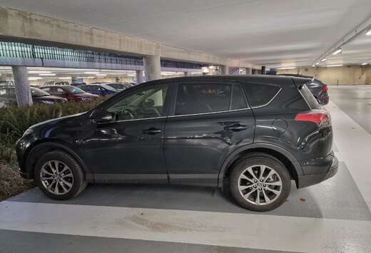 Toyota RAV4 2.0i AWD Style