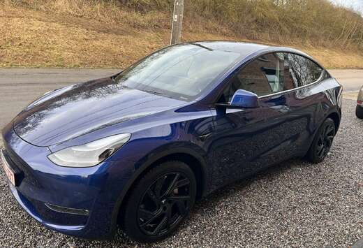 Tesla Model Y 72.5 kWh Dual Motor Long Range (324 kW)