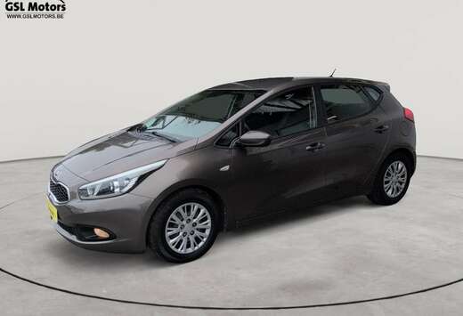 Kia 1.6CRDi 110cv brun metal 06/13 Airco Radio CD USB