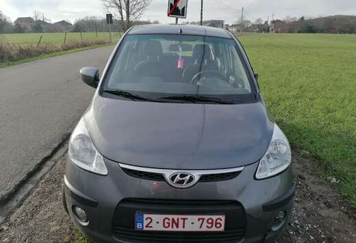 Hyundai 1.1 CRDi Lounge i-Blue