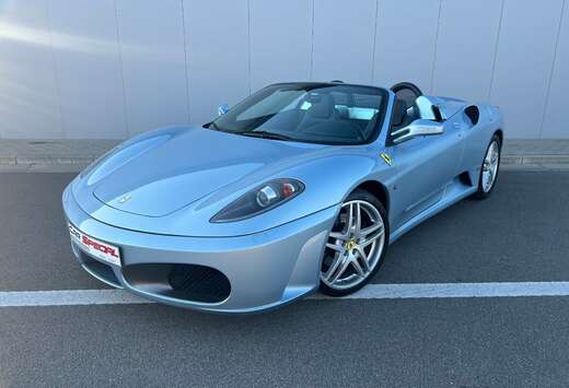 Ferrari F 430 Spider 4.3i V8 32v F1
