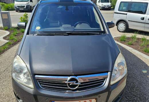 Opel Zafira 1.6i Cosmo