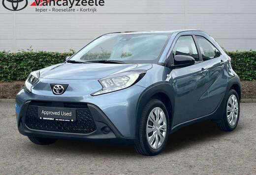 Toyota play+cam+dab+carplay+androidauto