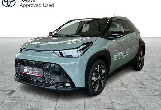 Toyota 1.5 HYB PULSE + TECH PACK