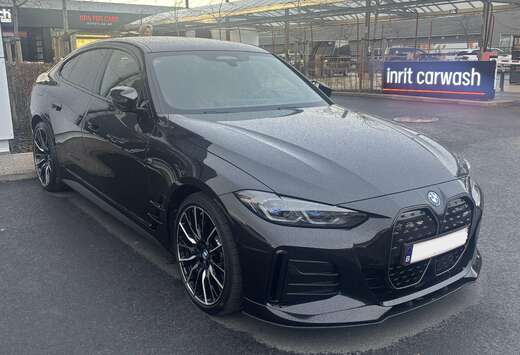 BMW i4 Gran Coupe 83.9 kWh M50