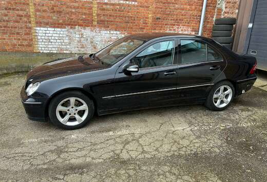 Mercedes-Benz C 220 CDI Avantgarde  1 er PROPRIÉTAIR ...