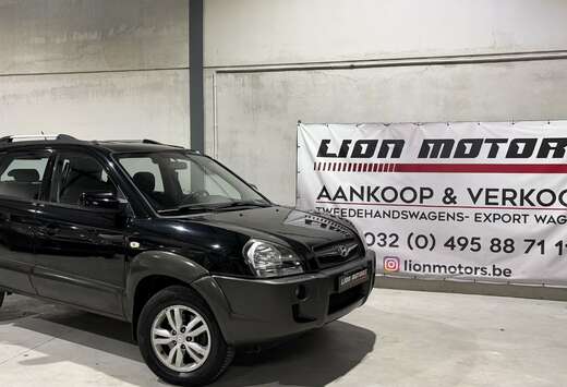 Hyundai 1.6 i  Showroomstaat  Full Onderhoud