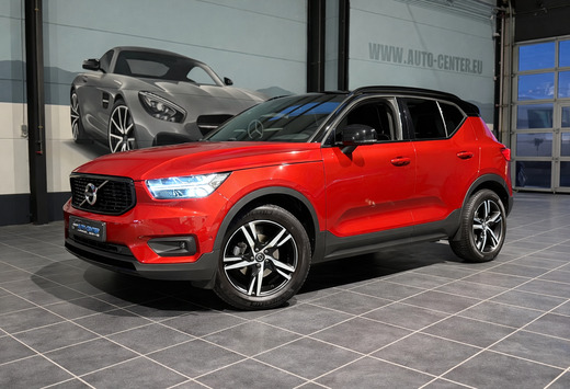 Volvo XC40 1.5 T3 Momentum Core Panoramisch open dak