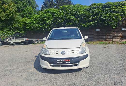 Nissan 1.0i Acenta