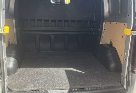 Ford 2.0 TDCi L1H1 Limited Multi S/S (EU6.2)