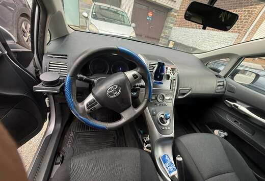 Toyota HEV 1.8i HSD Luna CVT