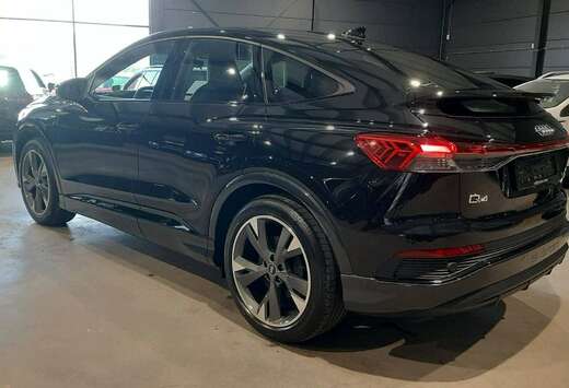 Audi 82 kWh 40 S-line Sportback Black pack!