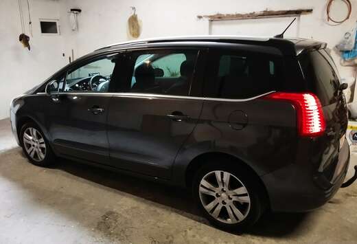 Peugeot 5008 BlueHDI 120 EAT6 Stop