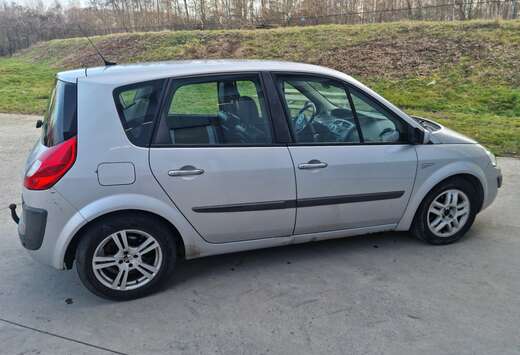 Renault Scenic 1.9 dCi Exception