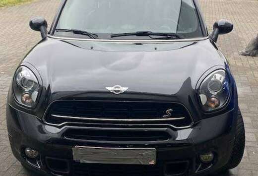 MINI Countryman S