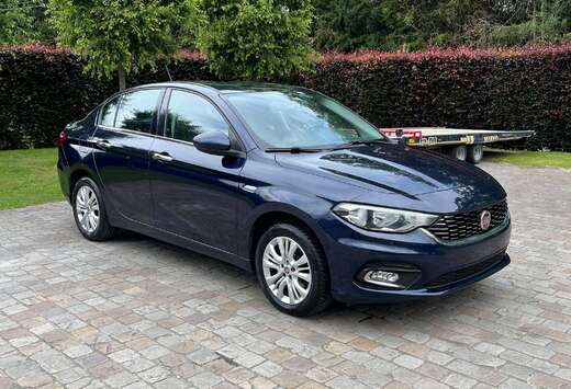 Fiat Tipo 1.6 MultiJet Lounge........... Dépôt/Vent ...
