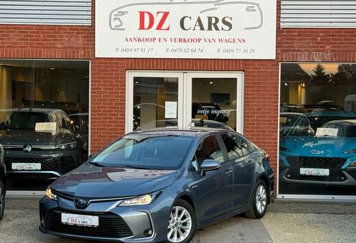Toyota HYBRID 1.8I 98PK NAVI  KEY LESS  ACC  LANE ASS ...