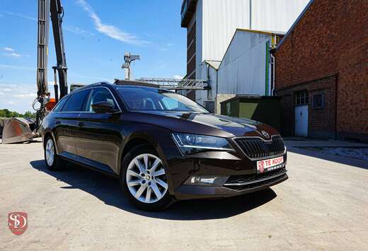 Skoda SW 1.6 CR TDi  DSG *Open dak*Trekhaak*