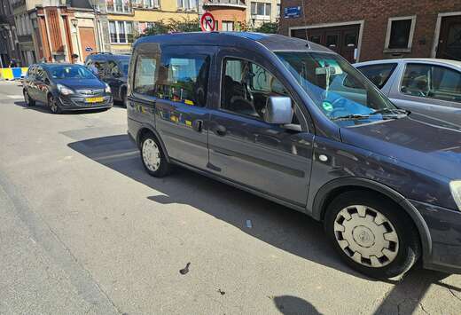 Opel Combo Tour 1.4i XEP Arizona (Hayon/Achterklep)