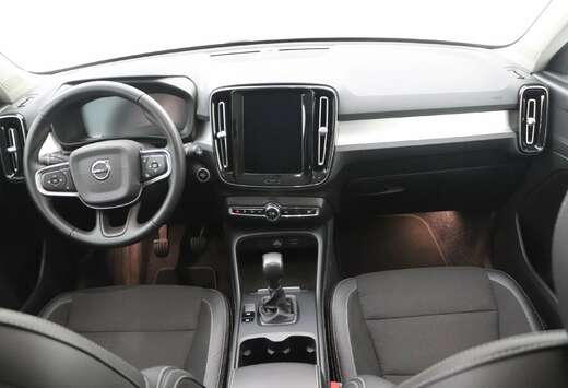 Volvo 2.0 D3 Momentum Pro LED GPS PDC Keyless Carplay