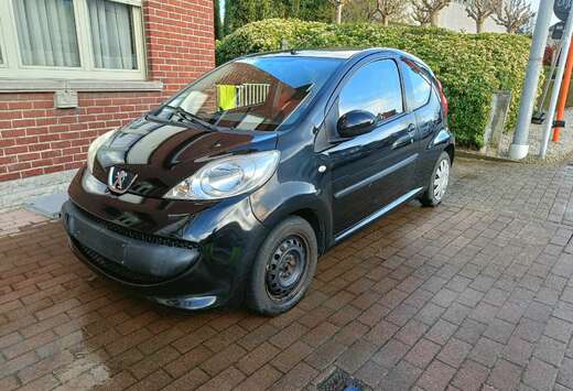 Peugeot 1.0i 12v Urban