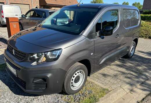 Peugeot Partner Standard Light 1.2 PureTech 110 S&S M ...