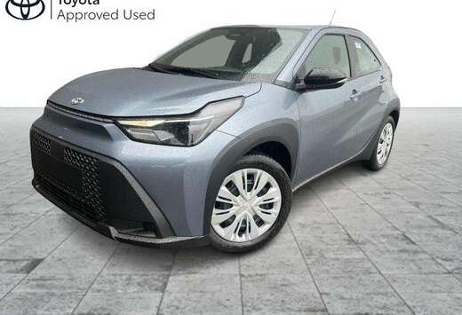 Toyota 1.5 Hybrid Play