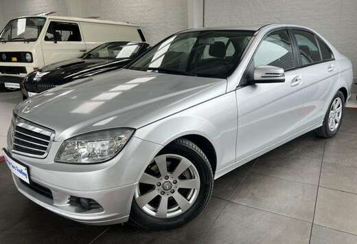 Mercedes-Benz 200D 200 d CLIM AUTO GAR 12M