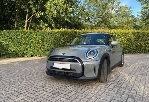 MINI Parkeersensoren vóór + achter, camera, winterb ...
