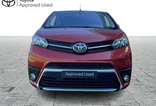 Toyota MPV