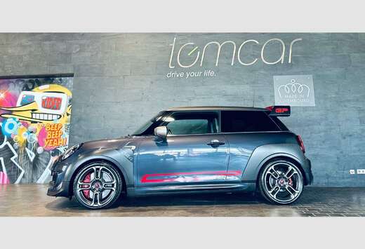 MINI JOHN COOPER WORKS GP 1044 OF 3000 STEPTRONIC