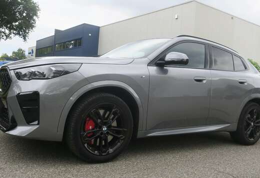 BMW 1.5iAS sDrive20 M-Pack\