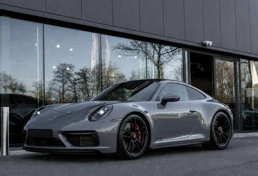 Porsche 911 Carrera 4 GTS Coupé 3.0 Bi-Turbo PDK
